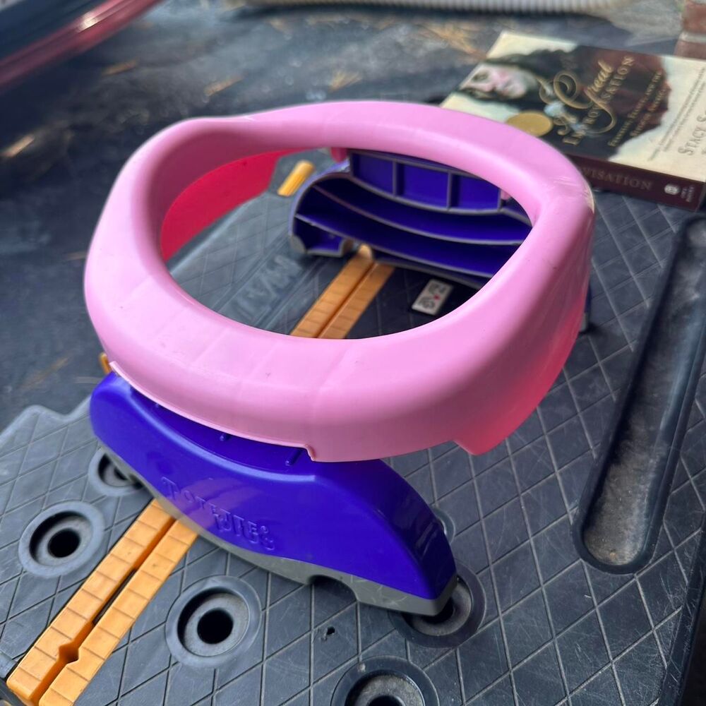 Portable Foldable Potty Seat